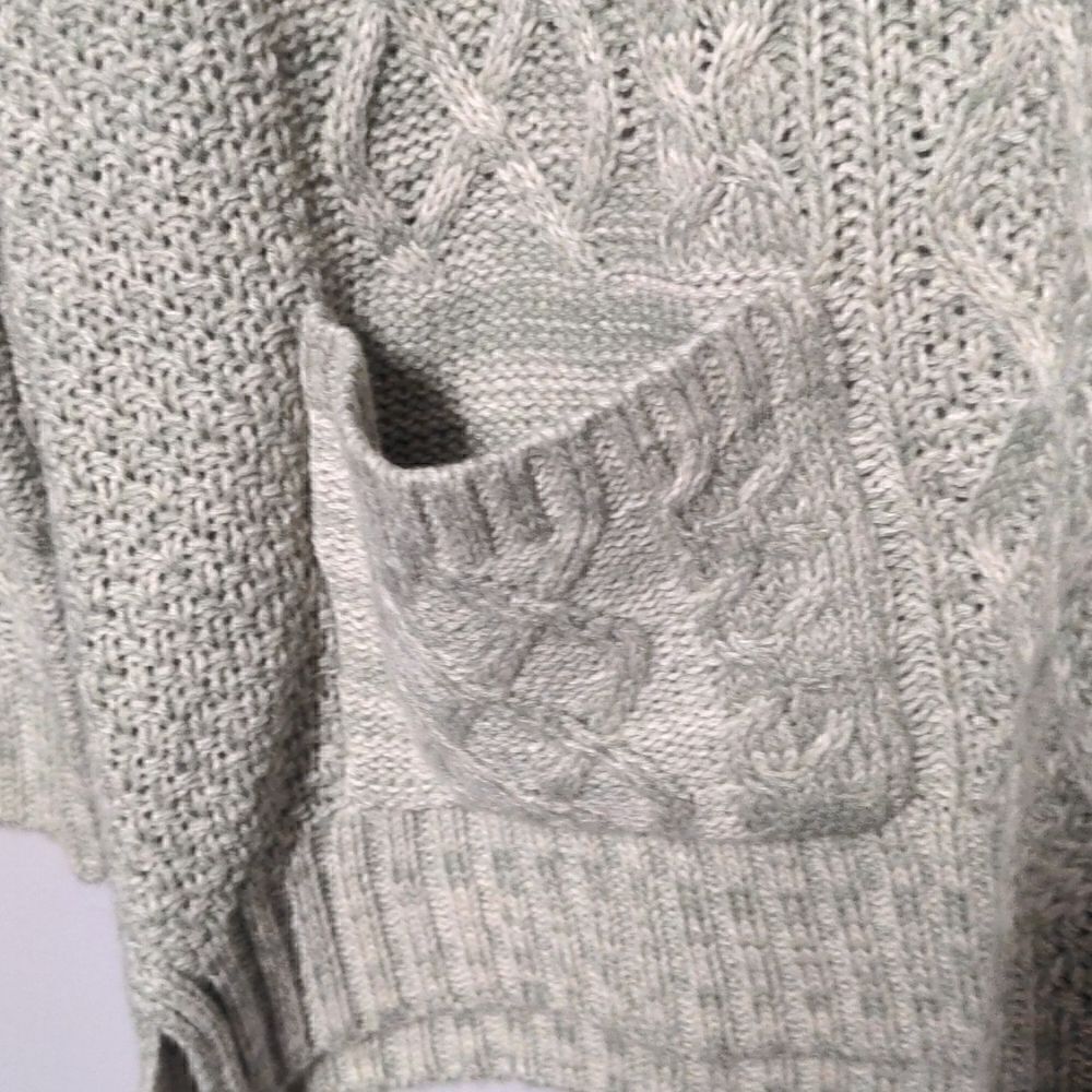 MAK Gray Cable Knit Sweater - Picture 2 of 3